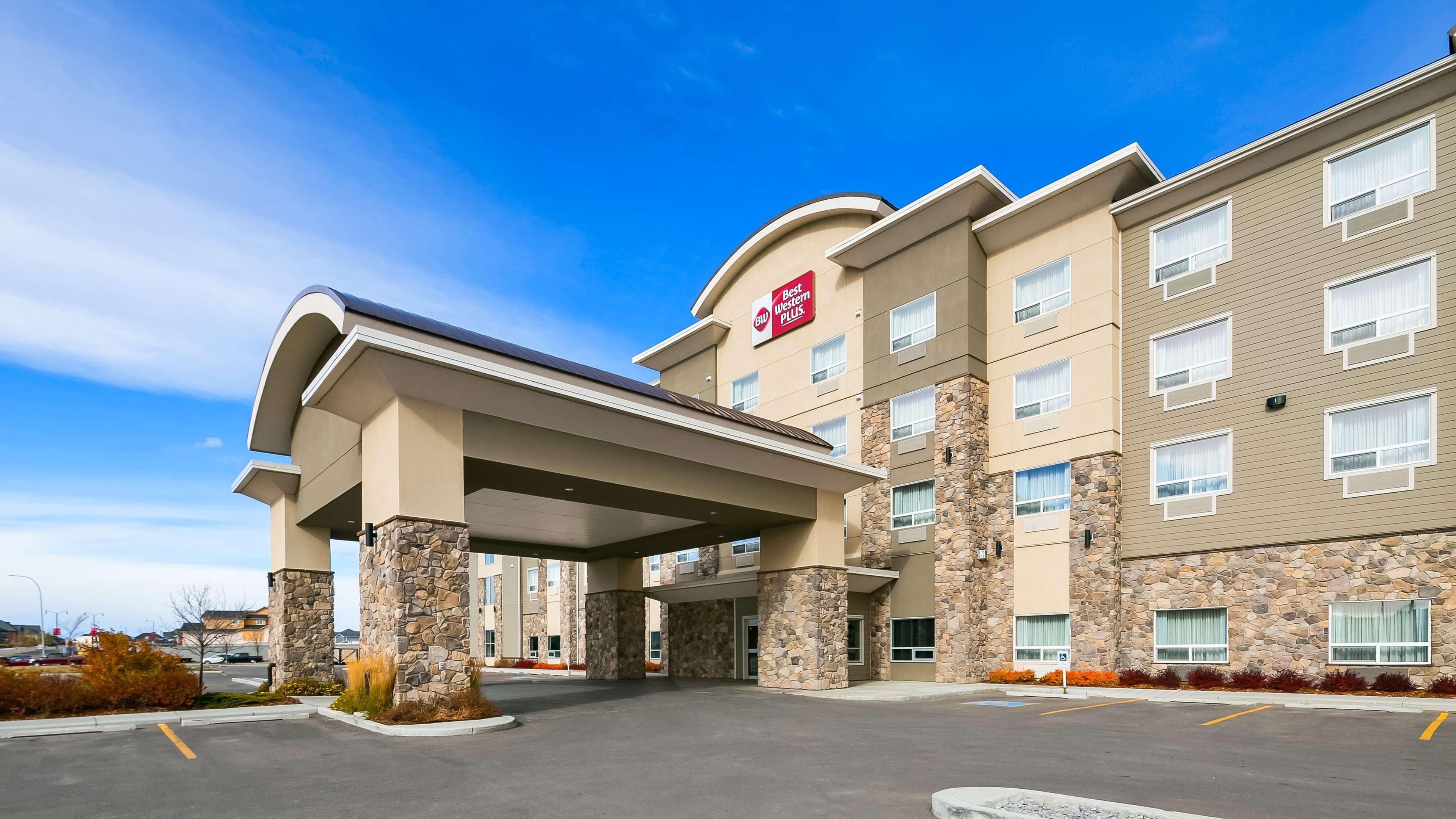 ベストウェスタン プラス オコトクス イン アンド スイーツ Okotoks エクステリア 写真