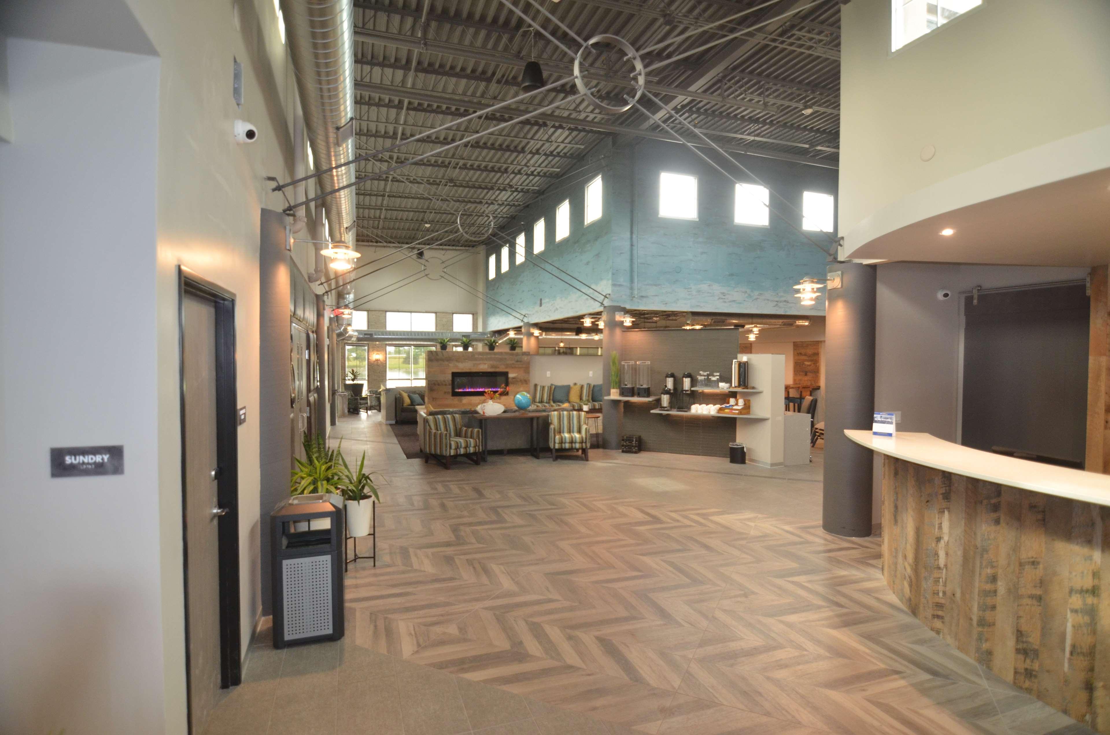 ベストウェスタン プラス オコトクス イン アンド スイーツ Okotoks エクステリア 写真